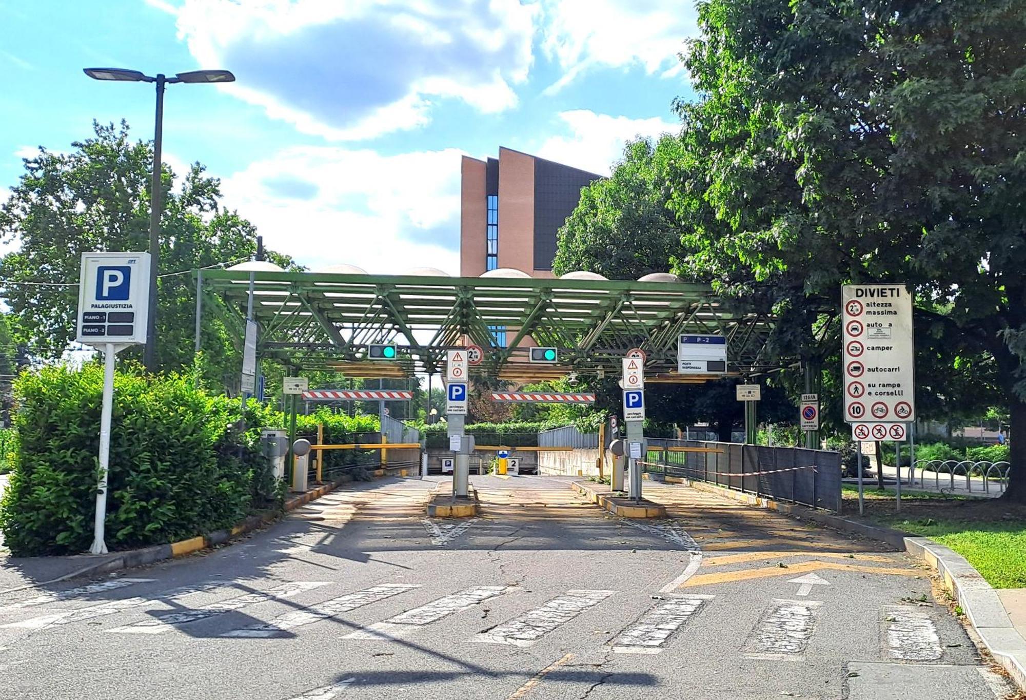 Appartam Liberty In Porta Susa Parcheggio Turyn Zewnętrze zdjęcie